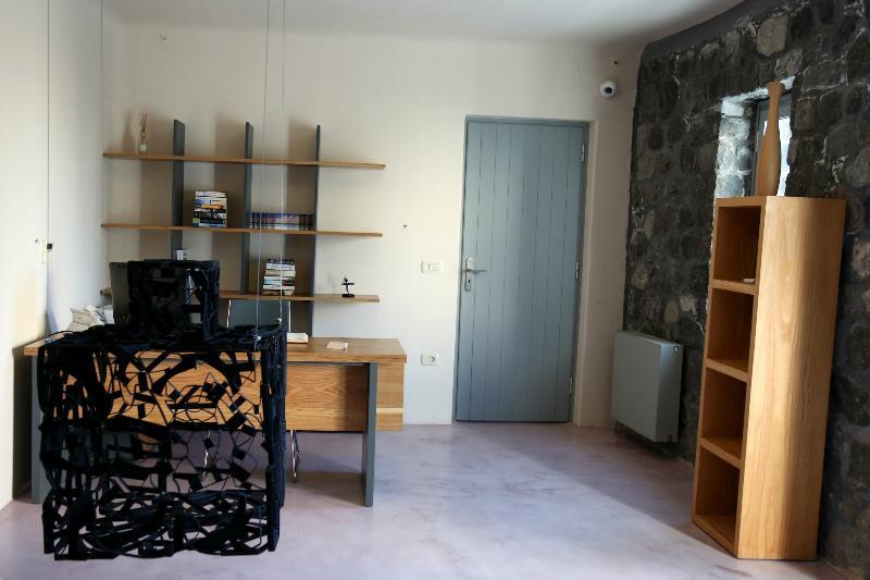 North Santorini A Luxury Spa Hotel 피르고스 외부 사진