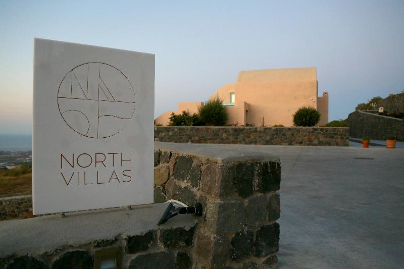 North Santorini A Luxury Spa Hotel 피르고스 외부 사진