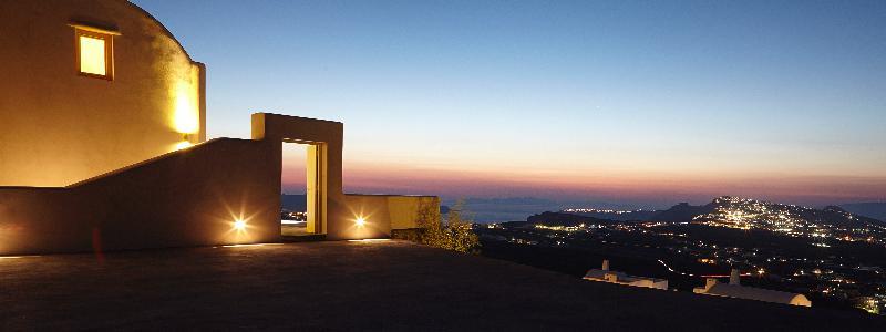 North Santorini A Luxury Spa Hotel 피르고스 외부 사진