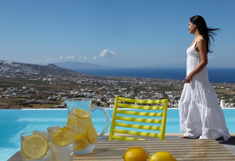 North Santorini A Luxury Spa Hotel 피르고스 외부 사진