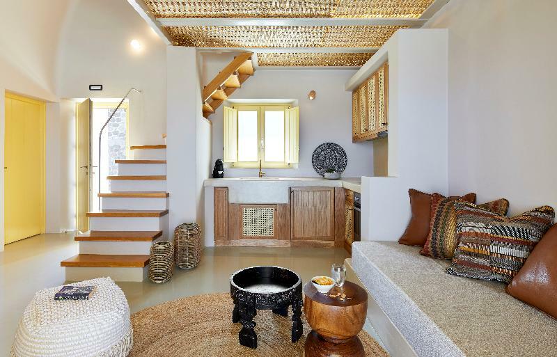 North Santorini A Luxury Spa Hotel 피르고스 외부 사진
